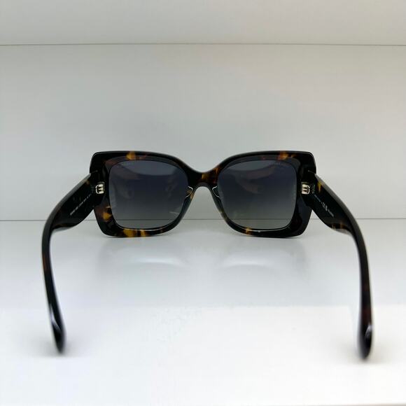New CHANEL Sunglasses - Picture 7 of 16